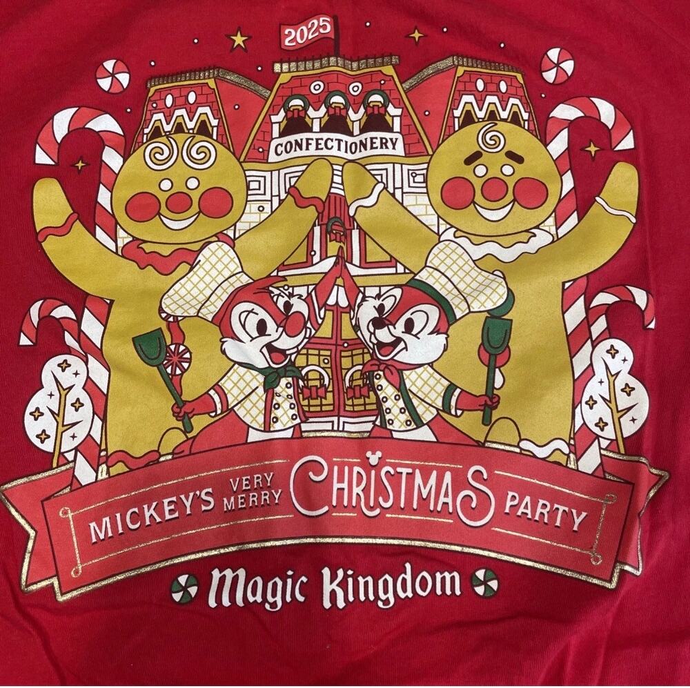 Disney Parks Mickey’s Very Merry Christmas Party Chip N Dale Size XL NWT